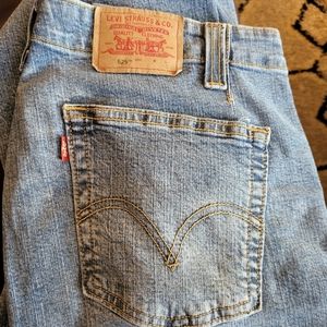 Levis Bootcut 525 Stretchy Jean's 10s Medium Wash